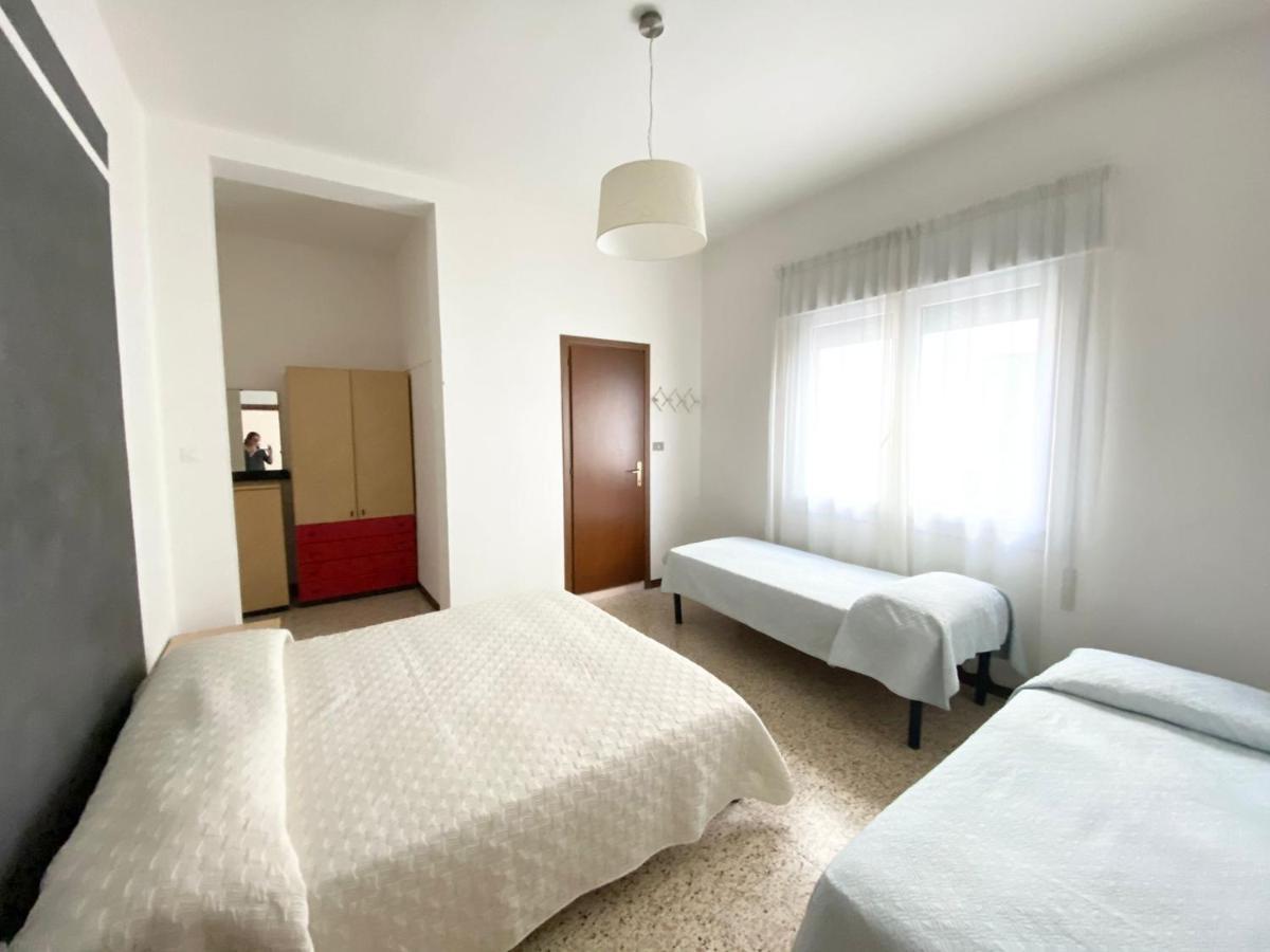 Euroresidence - Piazza Mazzini- 30 Mt Dal Mare - Immobil Relax Lido di Jesolo Luaran gambar